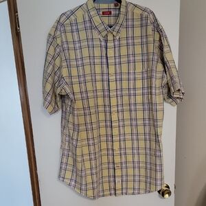 IZOD Men's Yellow Plaid Shirt , Size 2 XXT